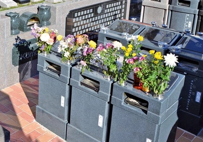 香蓮寺 外苑こもれびの杜 樹木葬・永代供養墓