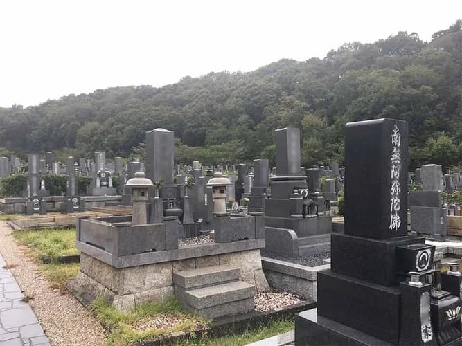 各務原市営 公園墓地 瞑想の森