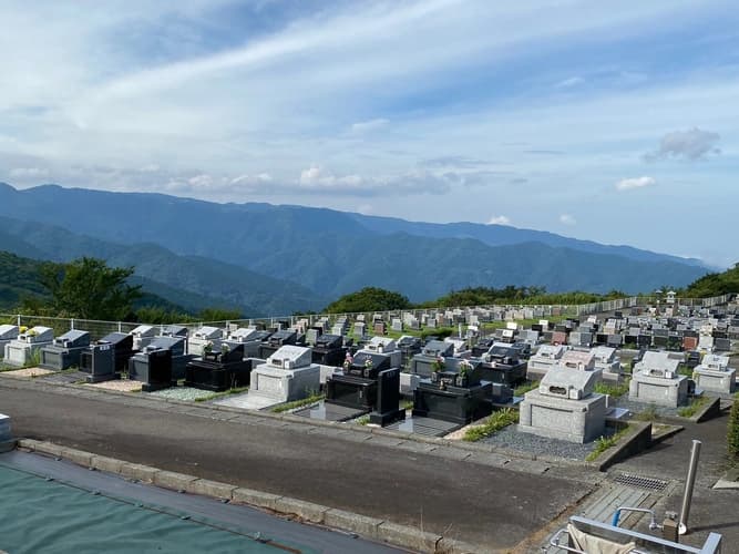 熱海日金山霊園