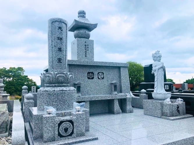 惠弘寺共同合同供養墓